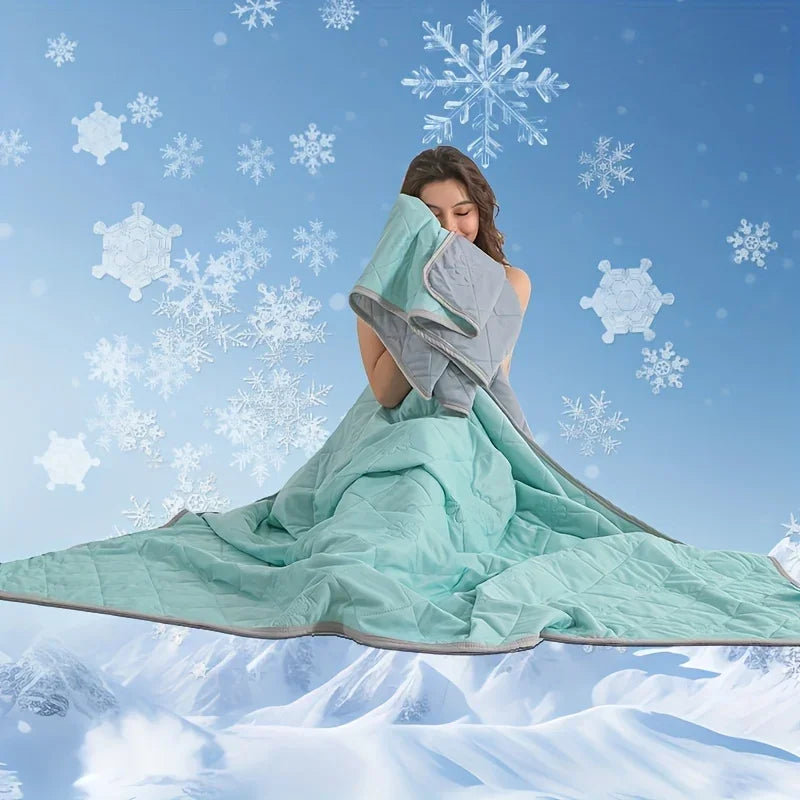 Ultra-Soft Cooling Blanket, Breathable Summer Blanket for Hot Sleepers & Easy Care Comfort