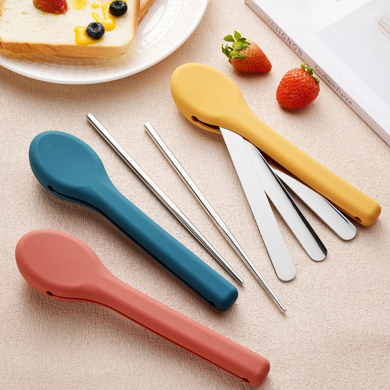 Adaptive Cutlery Set — Bulky Silicone Handles 
